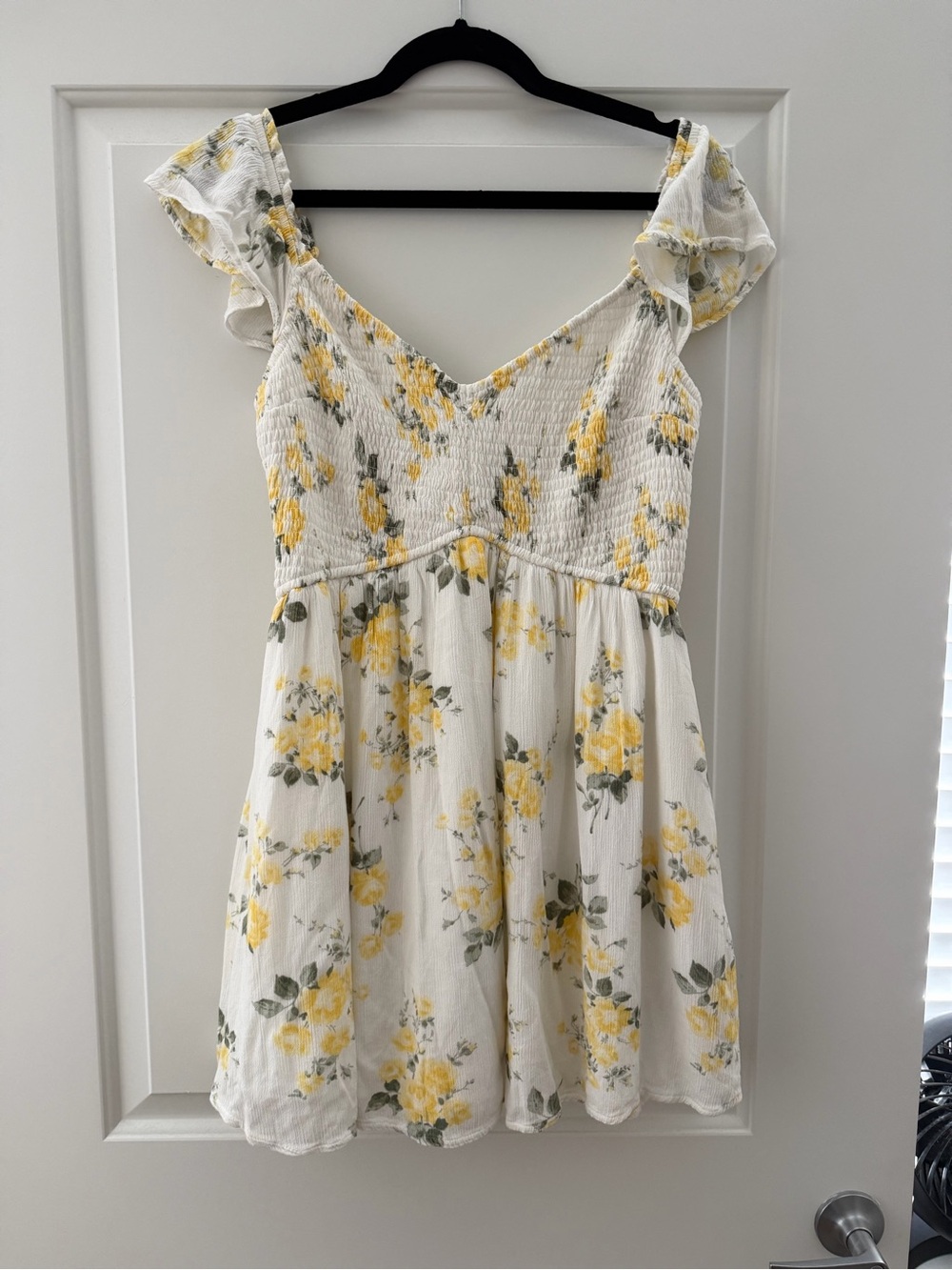 Hollister Flutter Sleeve Smocked Skort Dress